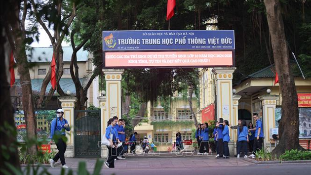 Thi vào lớp 10 Hà Nội: 105.911 thí sinh làm bài thi môn Ngữ văn