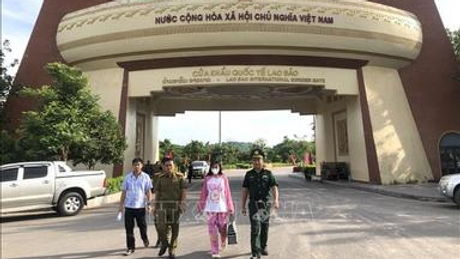 Giải cứu thành công một phụ nữ bị lừa bán sang Lào