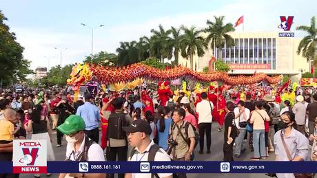 Sôi động Lễ hội đường phố “Sắc màu văn hoá” 