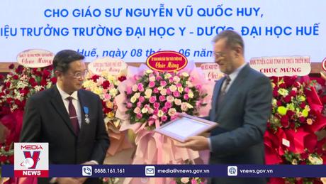 Lễ trao tặng Huân chương Công trạng Quốc gia của Nhà nước Pháp