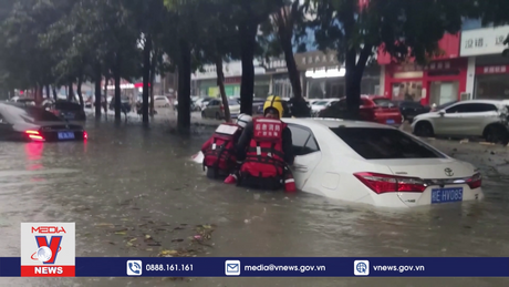 Mùa mưa lũ đến sớm ở Trung Quốc