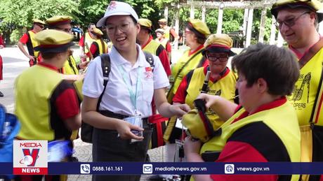 Dấu ấn tình nguyện viên tại festival Huế