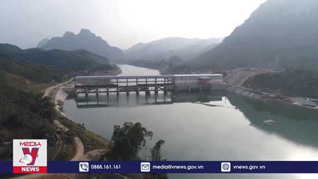 Thủy điện Sông Lô 8A, 8B tại Tuyên Quang xả lũ