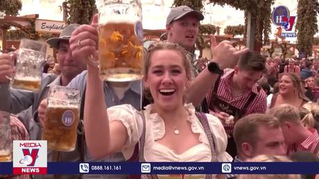 Dịch vụ ăn theo phất lên tại Anh nhờ EURO 2024