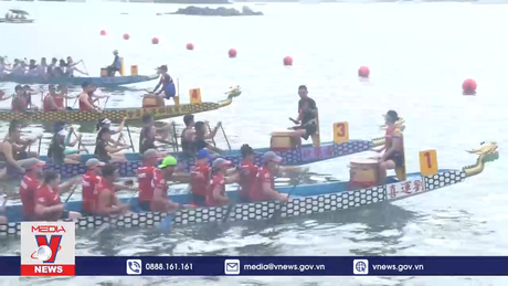 Không khí Tết Đoan Ngọ sôi động tại Hong Kong (Trung Quốc)