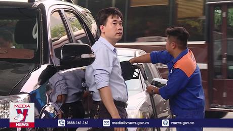 Giá xăng đồng loạt tăng