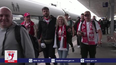 CĐV Ba Lan đổ tới Đức xem đội nhà ra quân