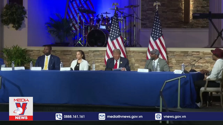 Các ứng cử viên Tổng thống Mỹ tìm kiếm sự ủng hộ của cử tri