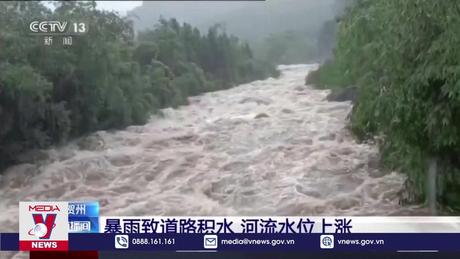 Mưa lớn gây gián đoạn giao thông nhiều nơi ở Trung Quốc