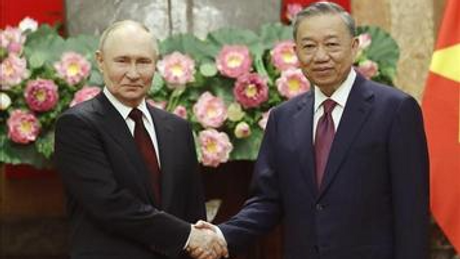 Chủ tịch nước Tô Lâm chủ trì lễ đón chính thức Tổng thống Liên bang Nga Vladimir Putin