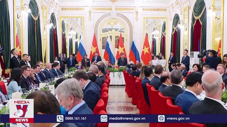 Chủ tịch nước chủ trì tiệc chiêu đãi Tổng thống Liên bang Nga