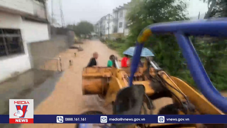 Mưa lũ nghiêm trọng gây thiệt hại ở nhiều nước