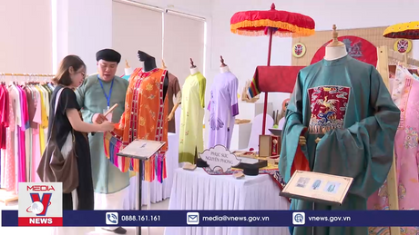 Tuần lễ Áo dài cộng đồng Huế 2024