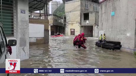 Trung Quốc gia hạn cảnh báo mưa bão