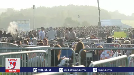 Bùng cháy với Lễ hội âm nhạc Glastonbury