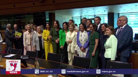 EU khởi động đàm phán kết nạp Ukraine và Moldova