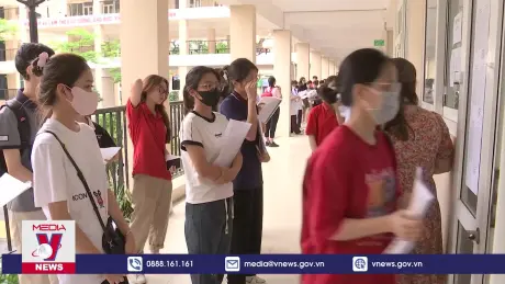 Thí sinh cả nước bắt đầu thi tốt nghiệp THPT 2024