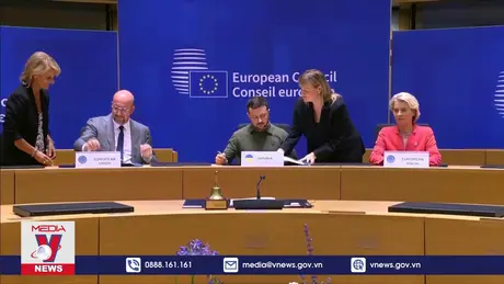 EU và Ukraine ký thỏa thuận an ninh