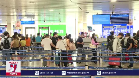 Hai dịch vụ phải kê khai giá tại sân bay từ ngày 1/7