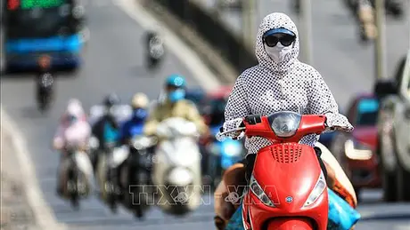 Thời tiết 30/6: Thủ đô Hà Nội có nơi nắng nóng gay gắt, nhiệt độ cao nhất 38 độ C 