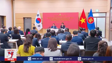 Thủ tướng Phạm Minh Chính gặp mặt kiều bào tại Hàn Quốc