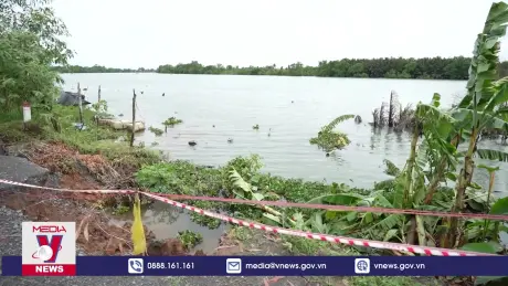 Công bố tình huống khẩn cấp sạt lở đê bao ven sông Vàm Cỏ Tây