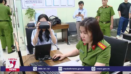 Hà Nội cấp hơn 4.500 thẻ căn cước mẫu mới