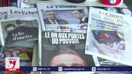 Liên minh của Tổng thống Macron hợp tác với cánh tả