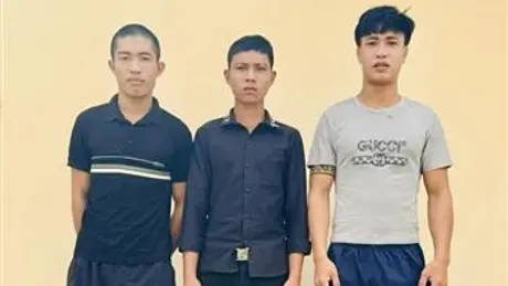 Khởi tố 3 đối tượng tấn công công an xã