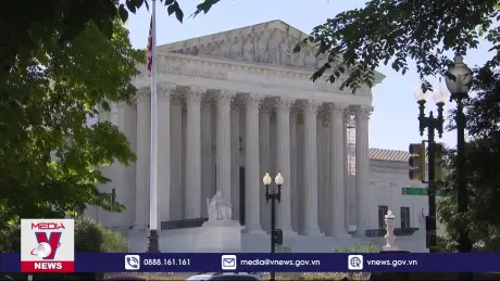 Cựu Tổng thống Trump được hưởng quyền miễn trừ truy tố