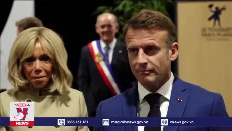 Hơn 200 ứng cử viên rút khỏi vòng 2 bầu cử Quốc hội Pháp