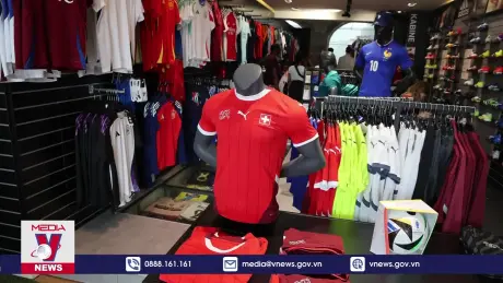 “Sốt” áo bóng đá tại Thụy Sĩ