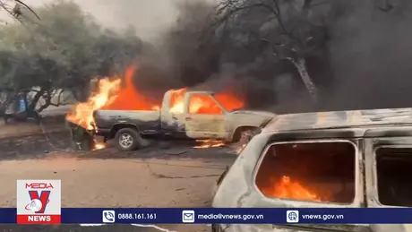 Mỹ sơ tán gần 30 nghìn người do cháy rừng