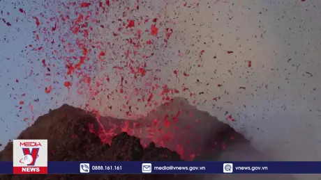 Núi lửa mạnh nhất châu Âu phun trào dữ dội
