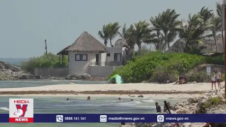 Siêu bão Beryl tiếp tục di chuyển đến Mexico