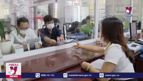 Kinh tế khó khăn thu ngân sách vẫn tăng mạnh