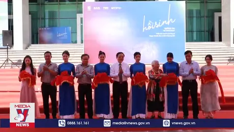 Đặc sắc triển lãm tranh “Hồi sinh”