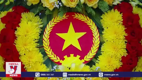 Chủ tịch quốc hội tri ân anh hùng liệt sỹ, người có công