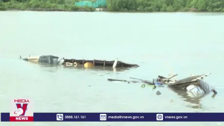 Sạt lở diễn biến phức tạp tại Cà Mau