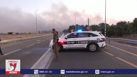 Hezbollah phóng hàng chục rocket vào Cao nguyên Golan