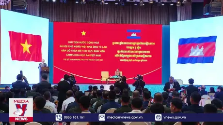 Chủ tịch nước Tô Lâm gặp mặt Hội cựu sinh viên Campuchia tại Việt Nam