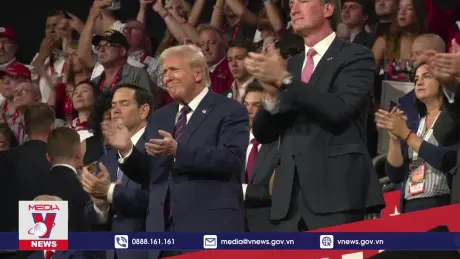 Trào lưu băng tai thể hiện tình đoàn kết với ông Trump