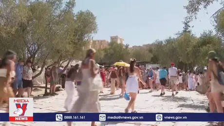 Hy Lạp hạn chế giờ tham quan thành cổ do nắng nóng