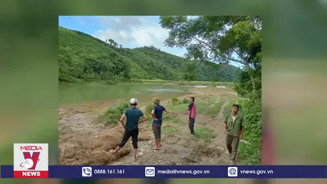 Nghệ An nỗ lực tìm kiếm nạn nhân bị cuốn trôi khi qua suối Vều