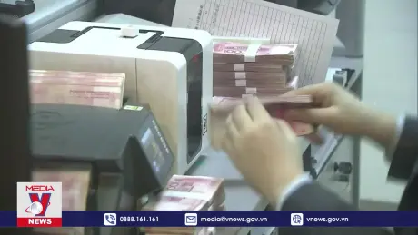 Trung Quốc hạ lãi suất cơ bản