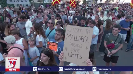 Làn sóng phản đối du lịch quá tải ở Tây Ban Nha