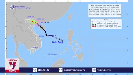 Bão số 2 gây sóng lớn vùng biển Vịnh Bắc Bộ