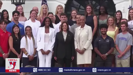 Đảng Dân chủ đẩy sớm lịch bầu ứng viên tổng thống