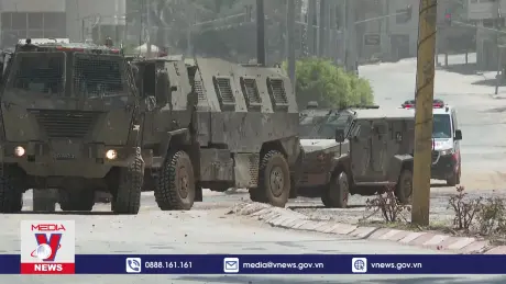 Israel đẩy mạnh tấn công khắp Dải Gaza