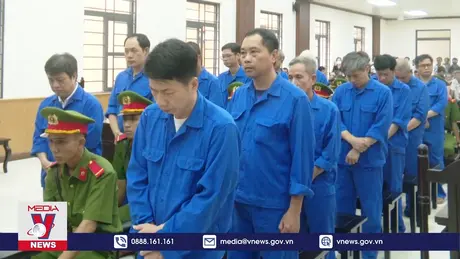 Hai cựu Phó Chủ tịch huyện lĩnh án 22 năm tù